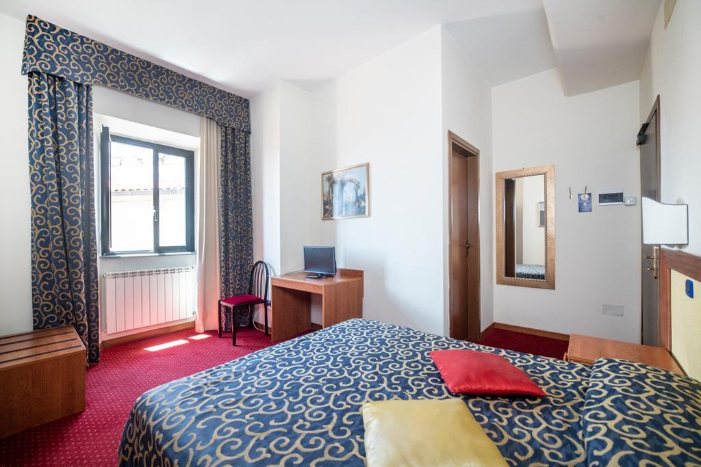 Hotel Italia & Lombardi Montefiascone Zewnętrze zdjęcie